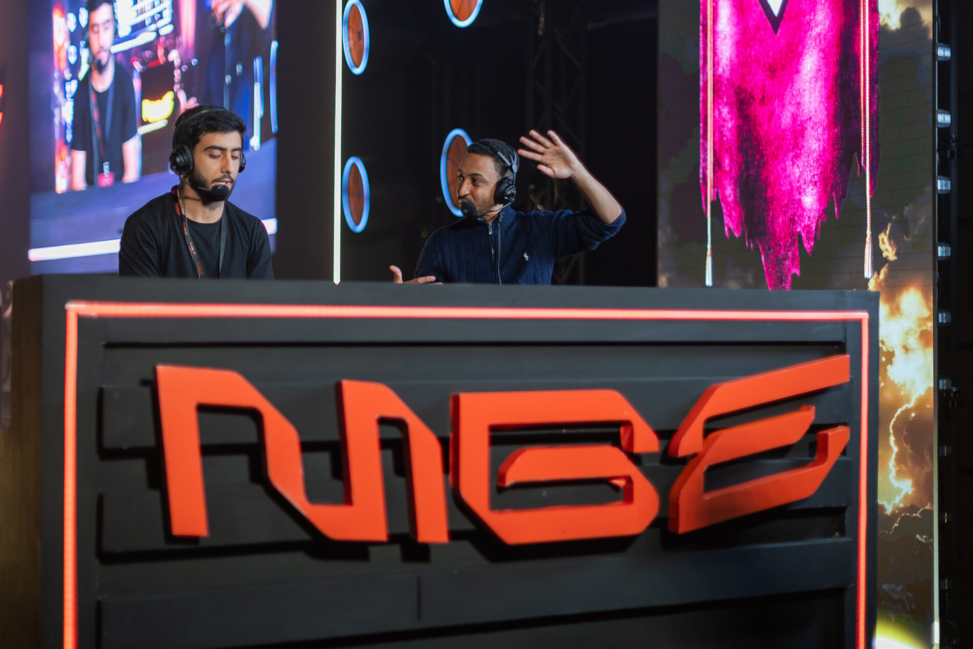 commentateurs-casters-tournoi-fortnite-mge